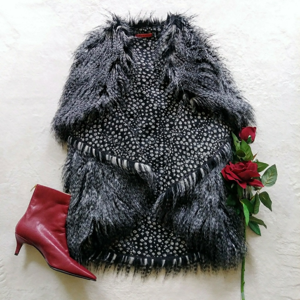 HP! Alice + Olivia Gray Flutter Faux Fur Vest - Picture 2 of 7